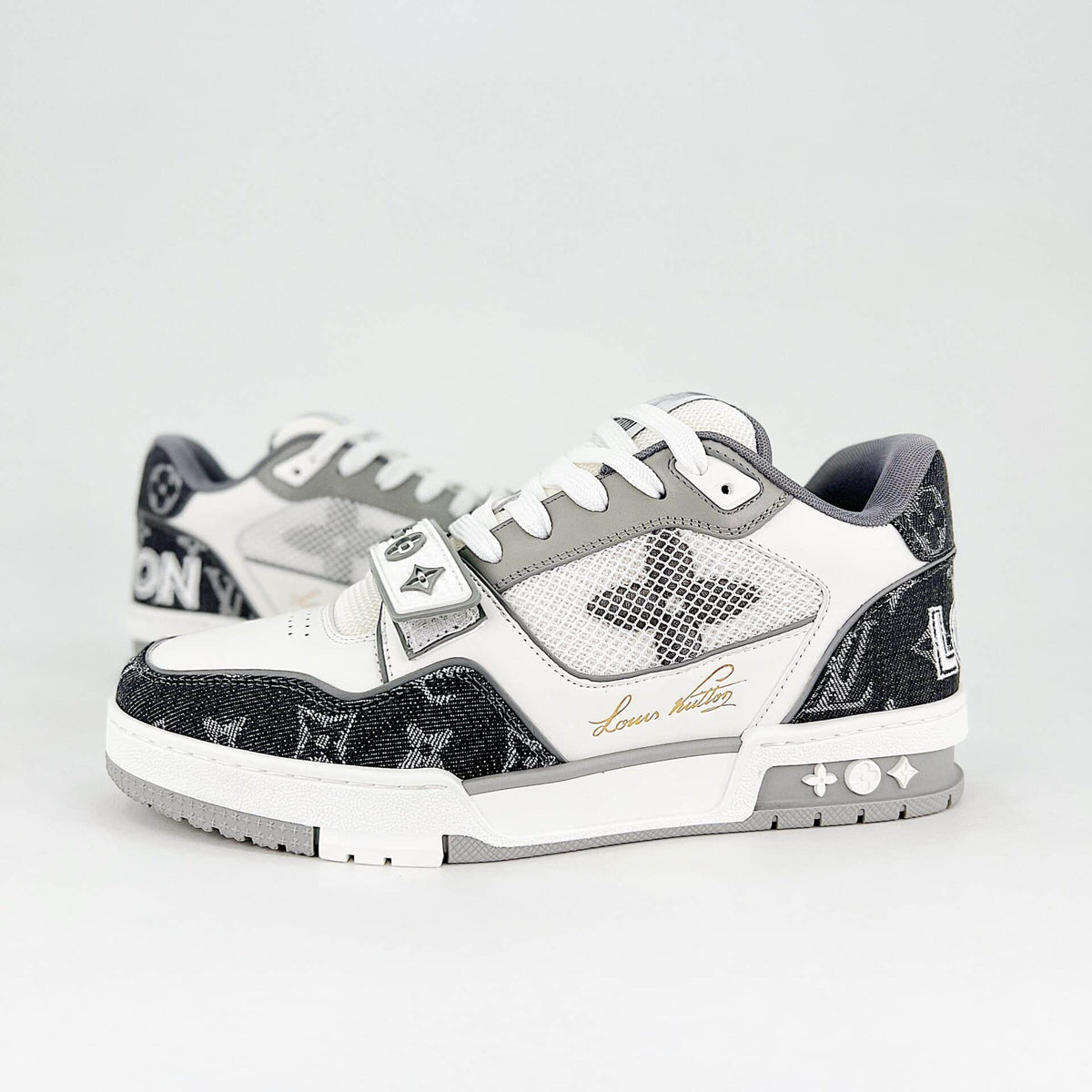 LV LV TRAINER SNEAKERS GREY 1ADF0U