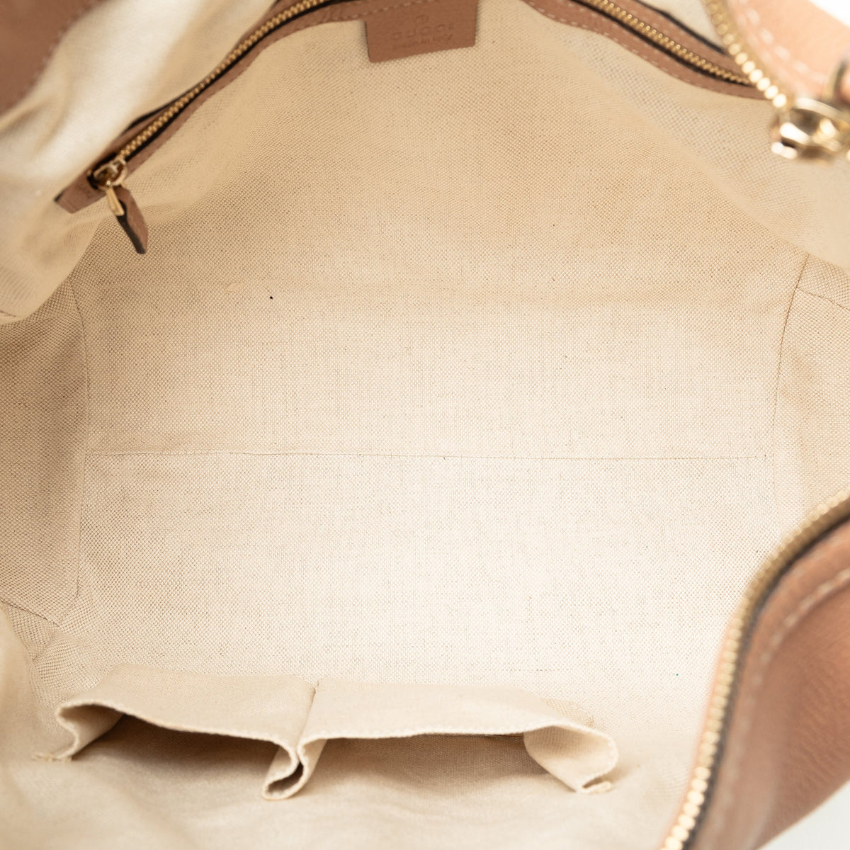 GUCCI Medium Bella Shoulder Bag