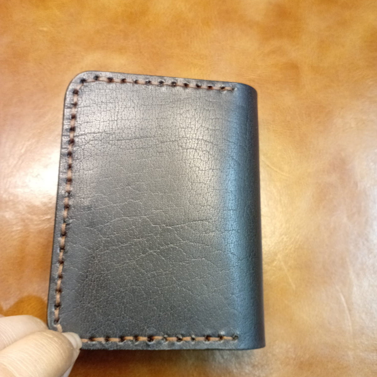 SM- 2025 MEN BLACK GLACE CUCH CARD HOLDER
