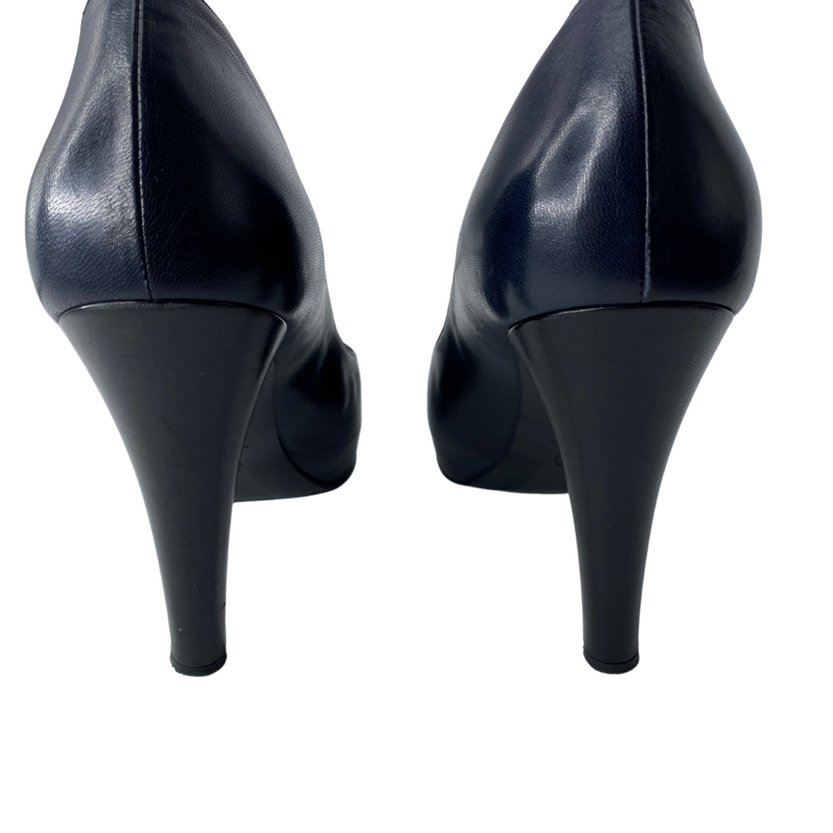 Chanel Leather Round Toe Pump |US9.5|FR39.5|