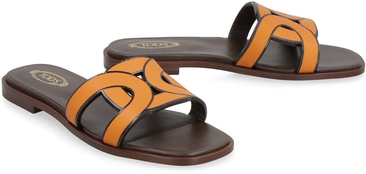 LEATHER SANDAL
