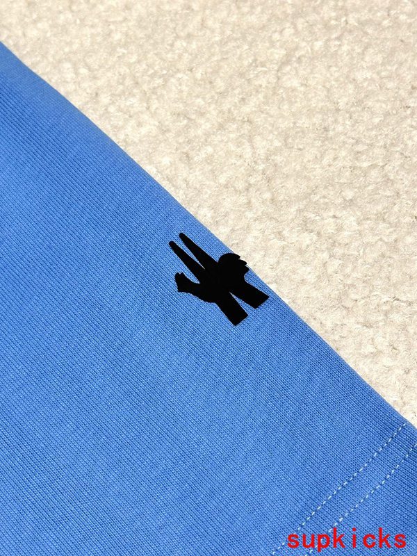 Moncler Luxury Cloth