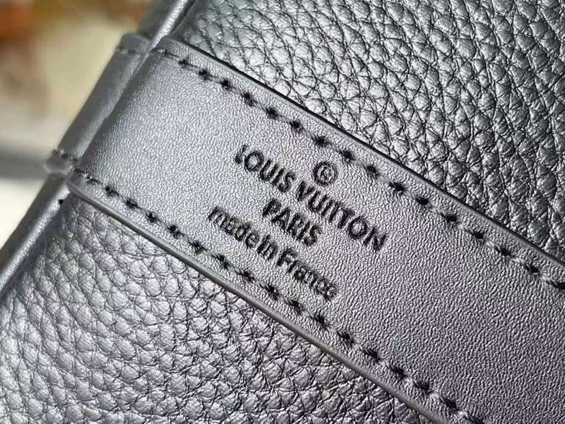 I W Fashion Lu-Vi bags - 17297