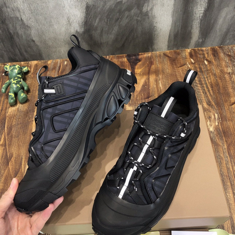 Burberry Luxury Shoes