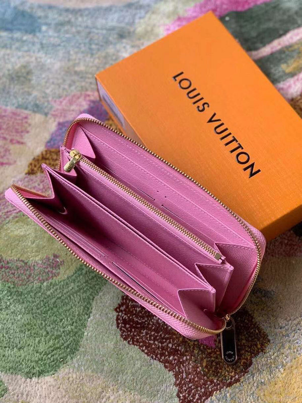 I W Fashion Lu-Vi bags - 17272