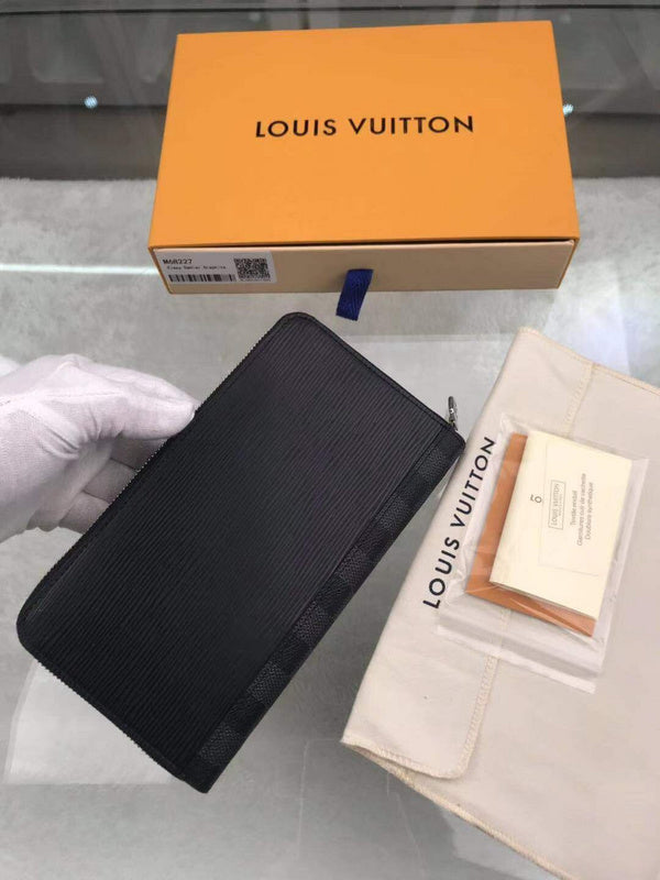 I W Fashion Lu-Vi bags - 17744