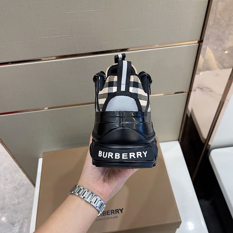 Burberry Luxury Shoes