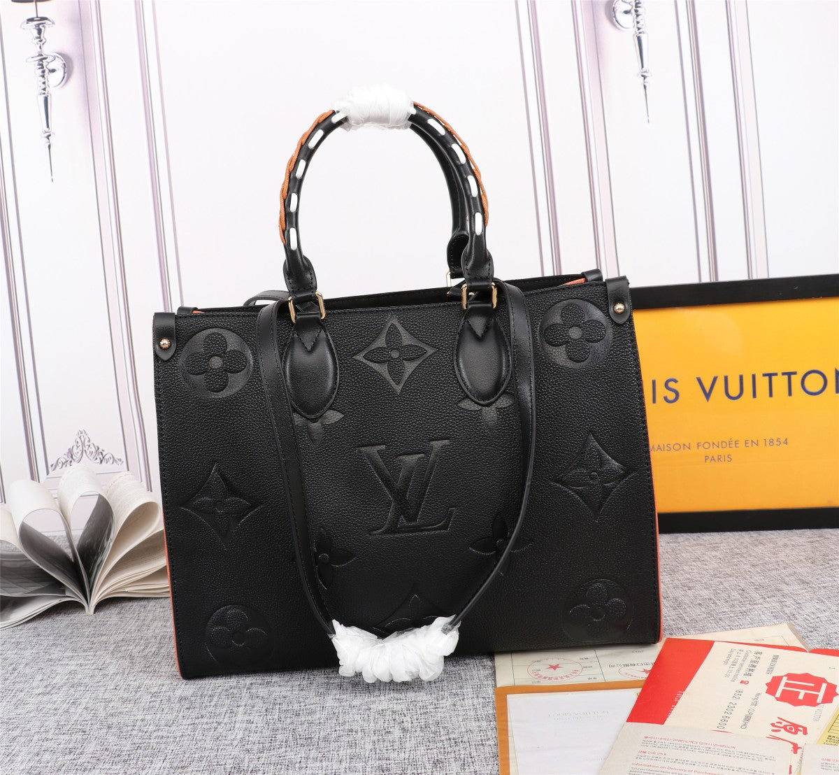 Elite Carryalls