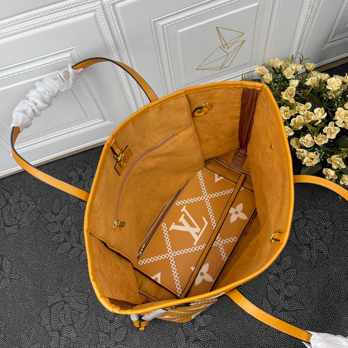 Elite Carryalls