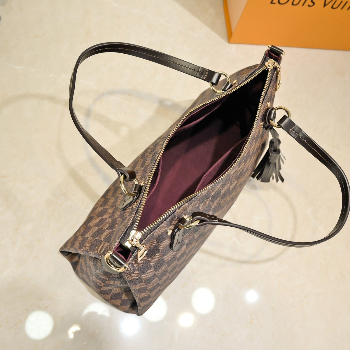 Elite Carryalls