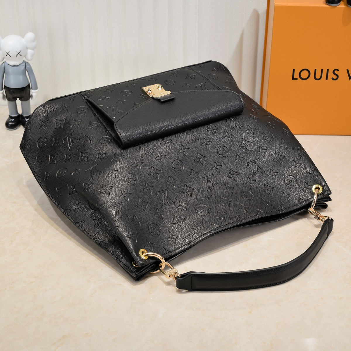 Elite Carryalls