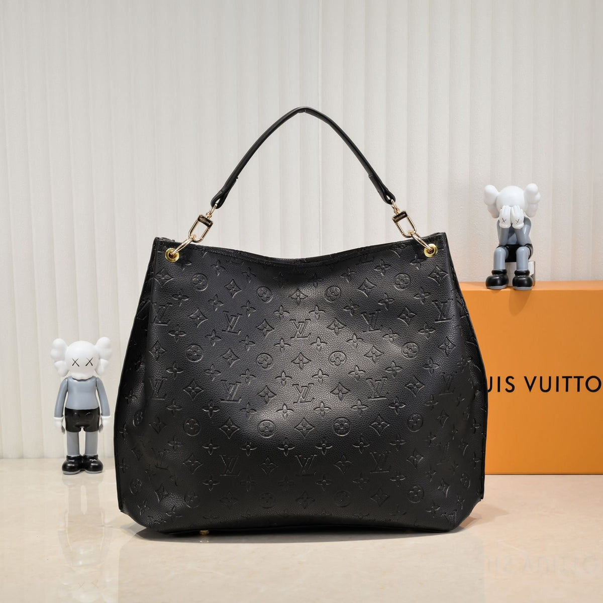 Elite Carryalls