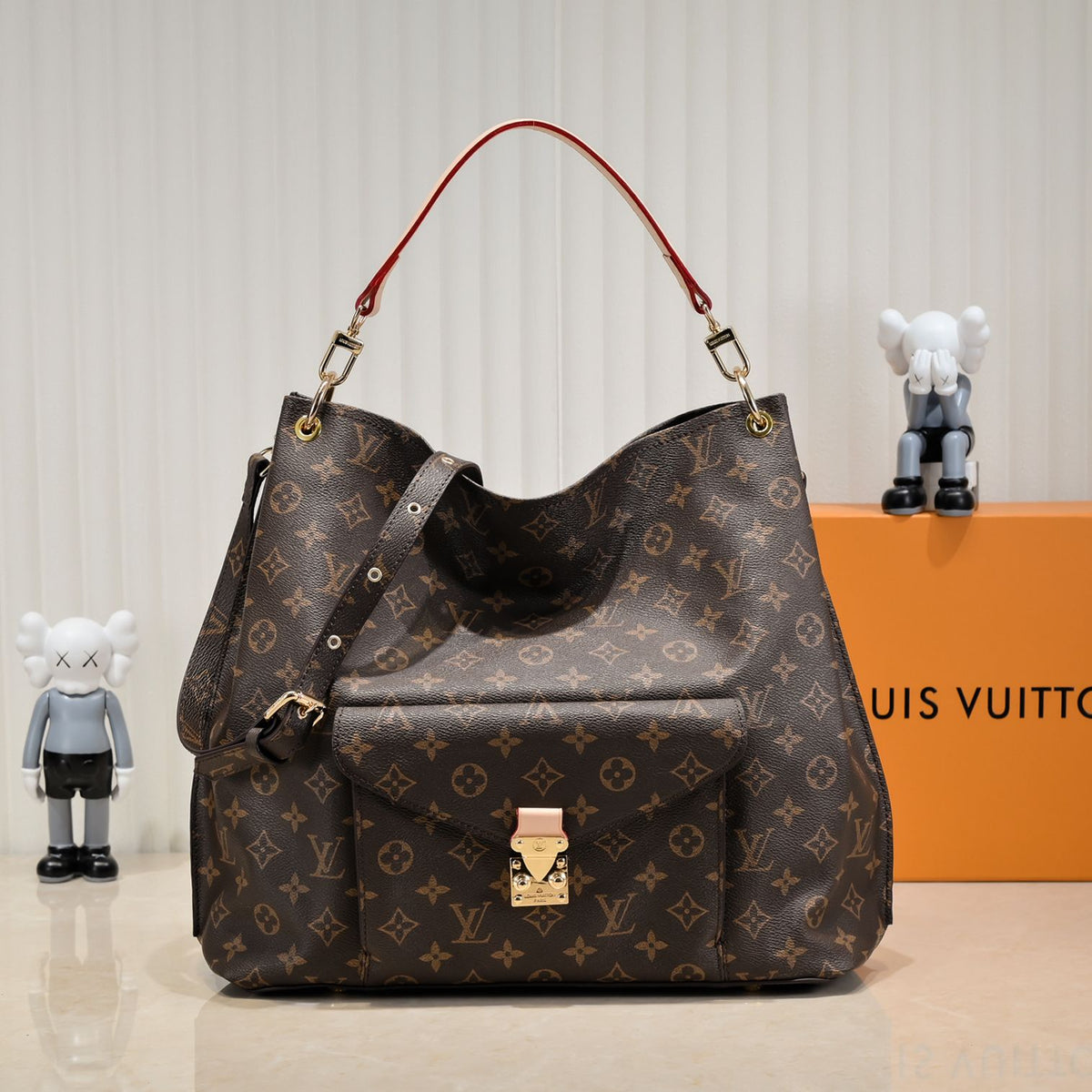 Elite Carryalls
