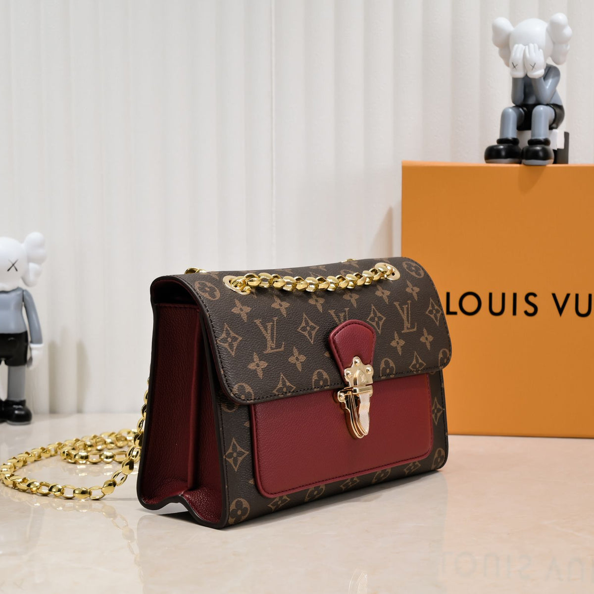 Elite Carryalls