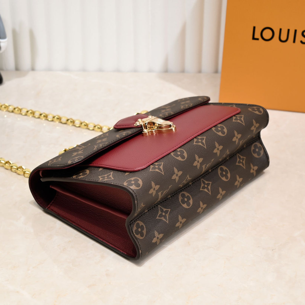 Elite Carryalls