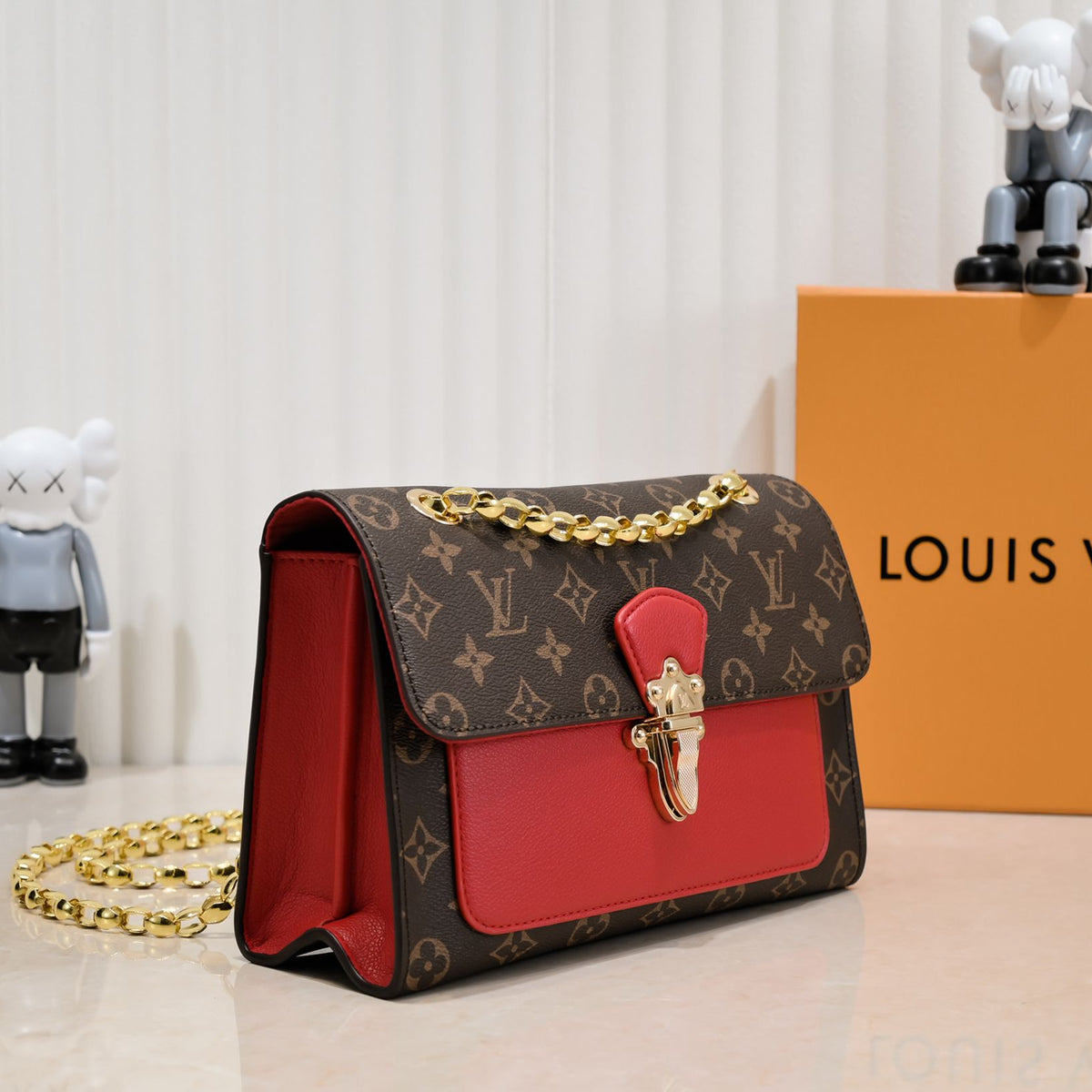 Elite Carryalls