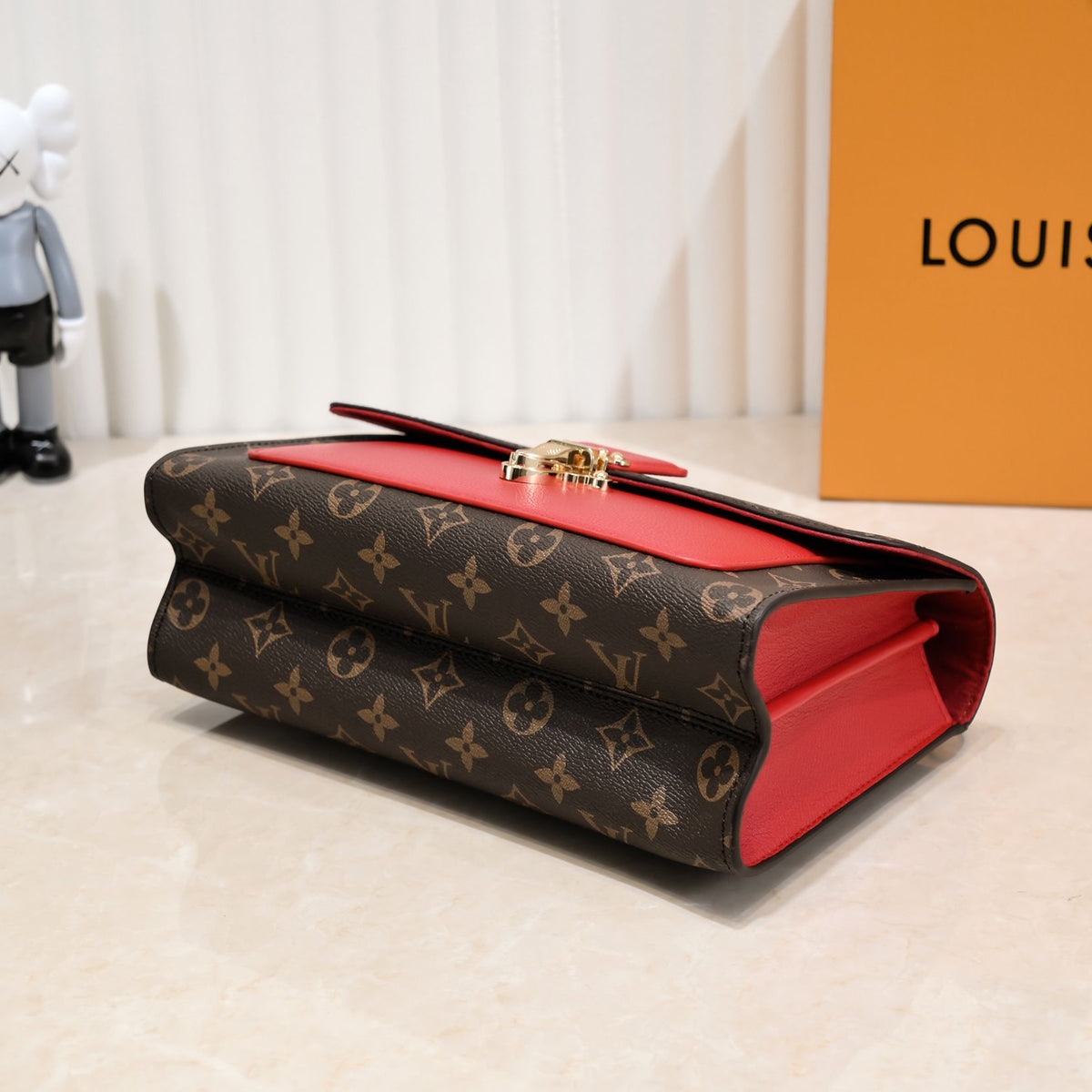 Elite Carryalls