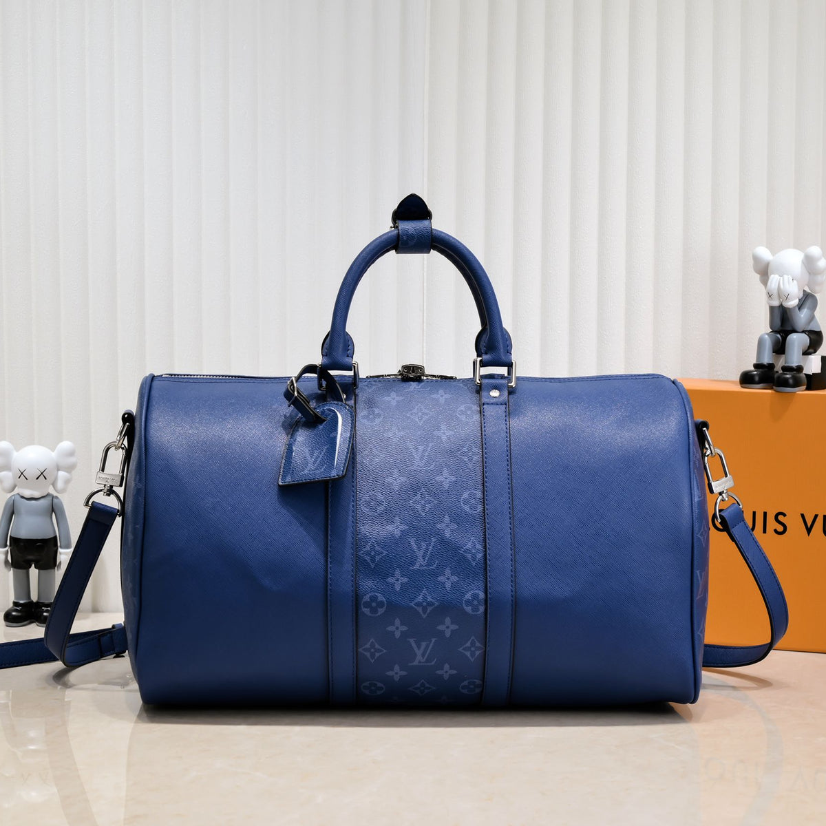 Elite Carryalls