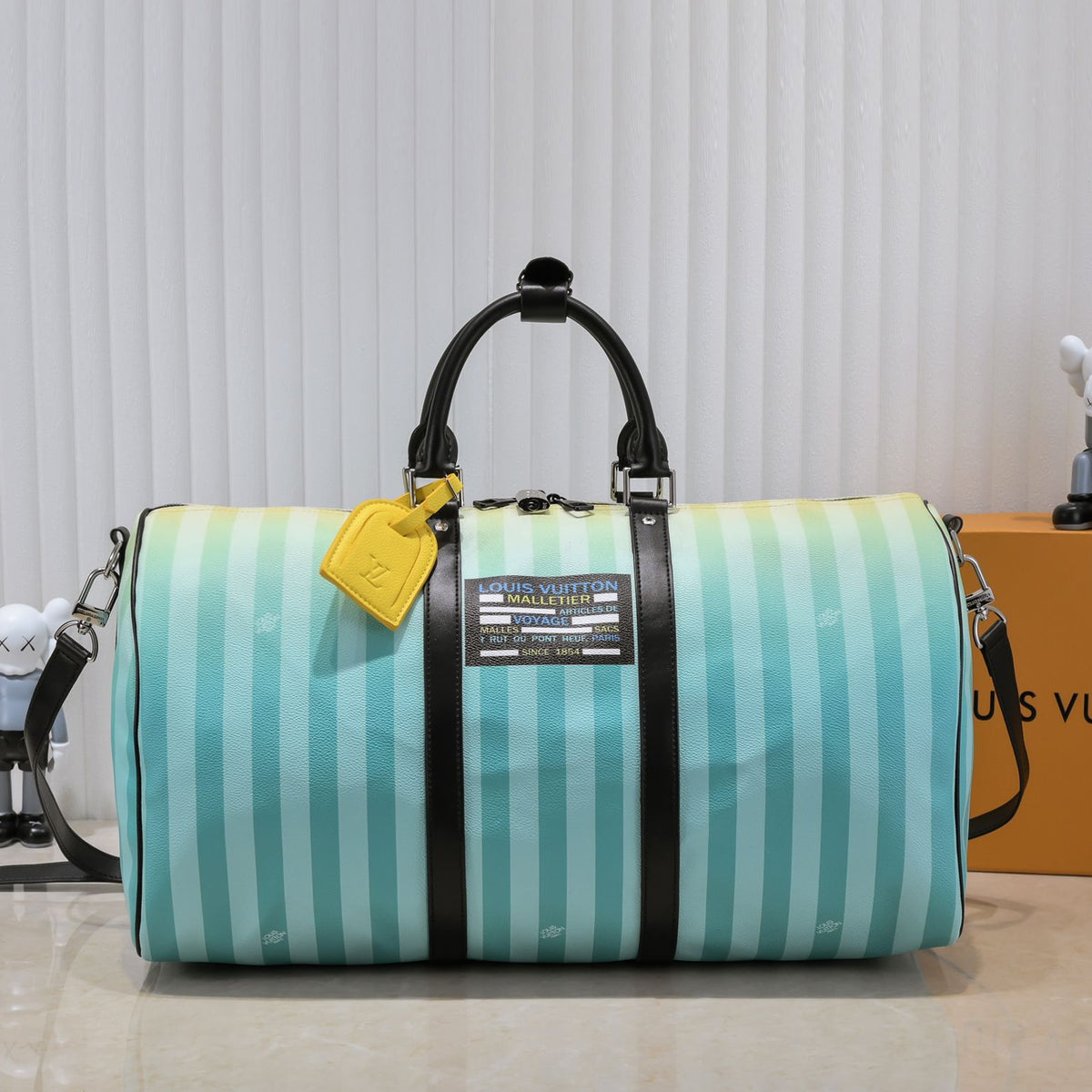 Elite Carryalls