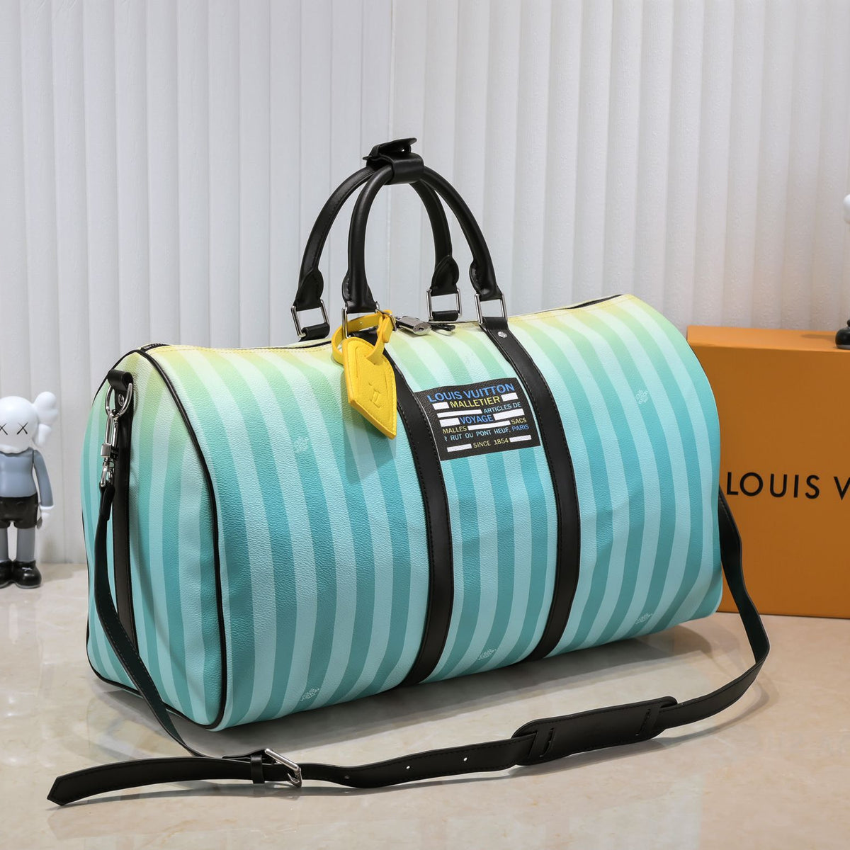 Elite Carryalls