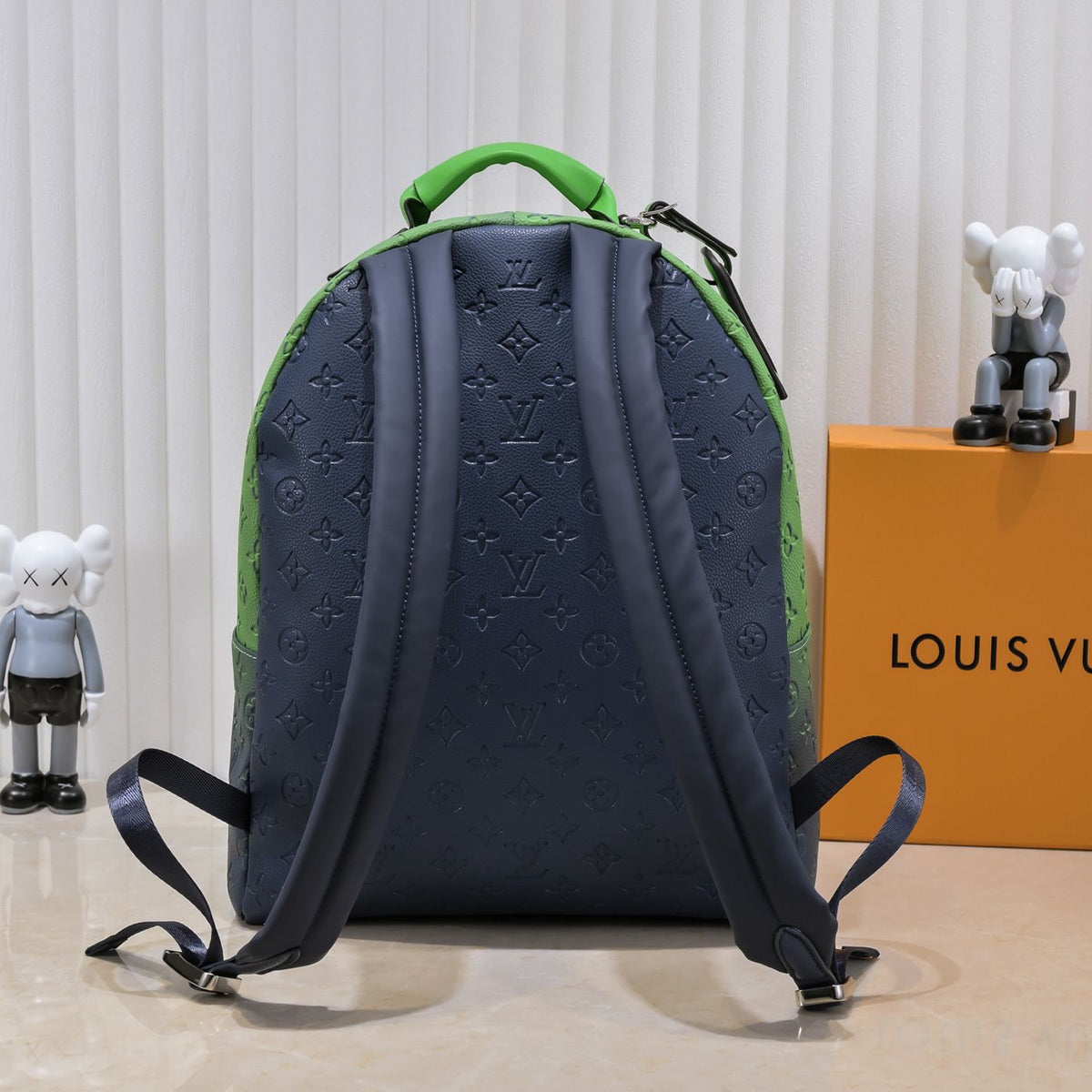 Elite Carryalls