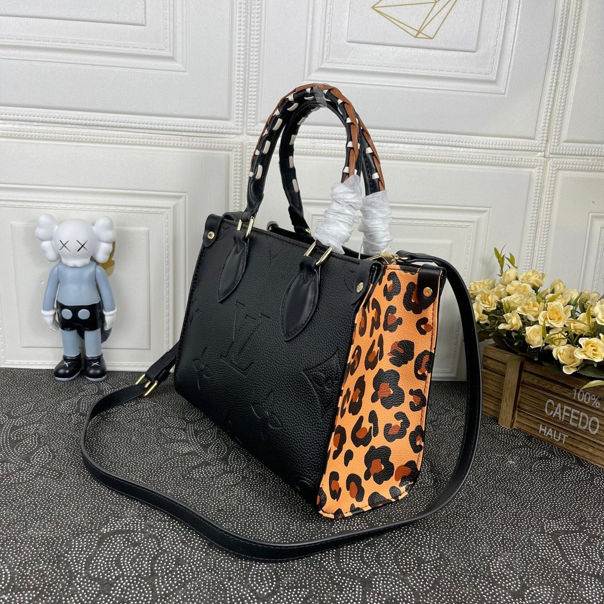 Elite Carryalls
