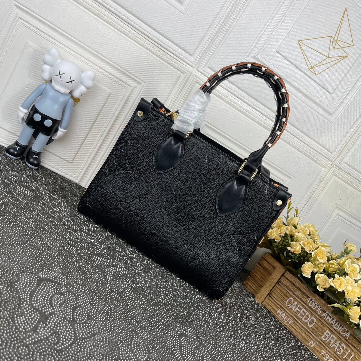 Elite Carryalls
