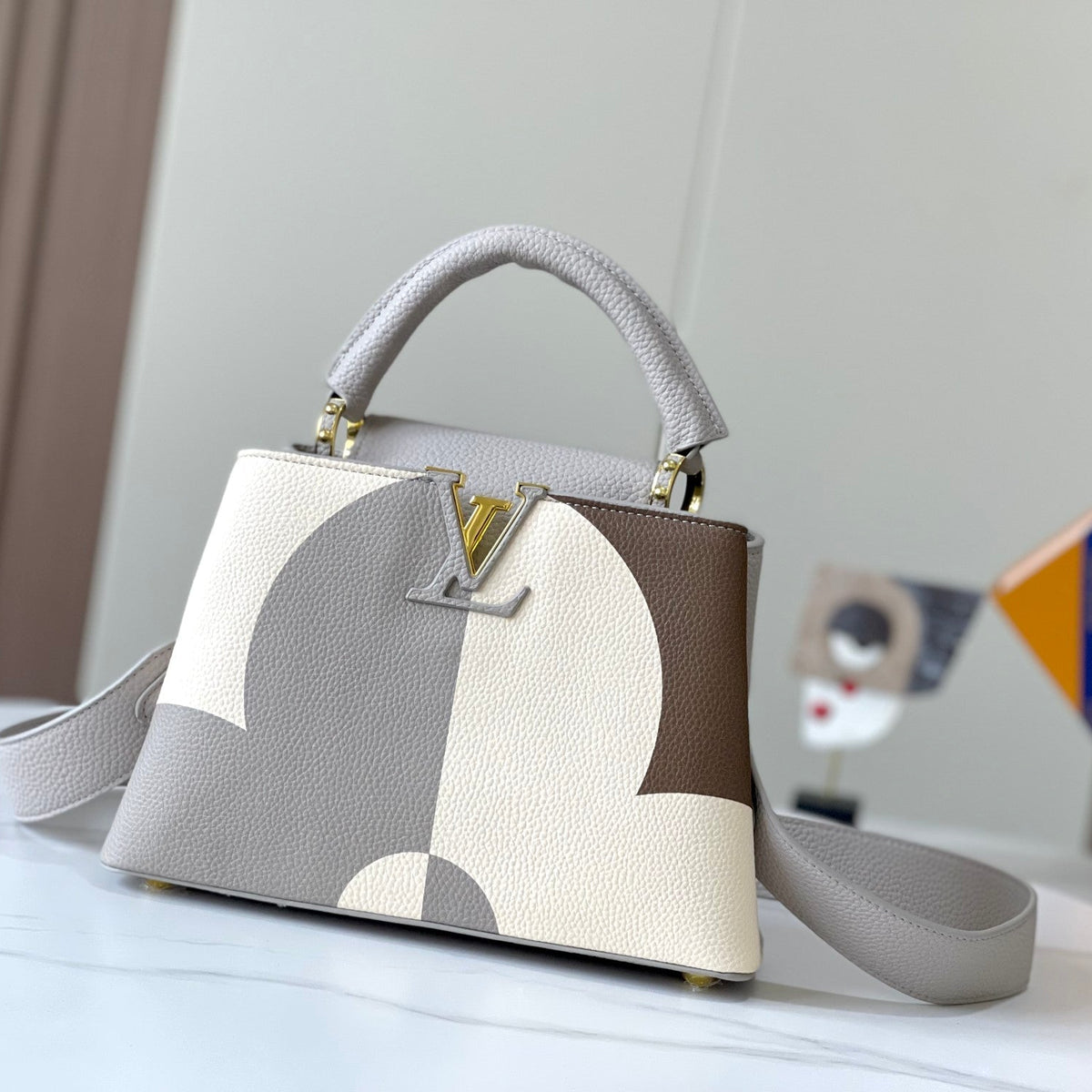 Elite Carryalls