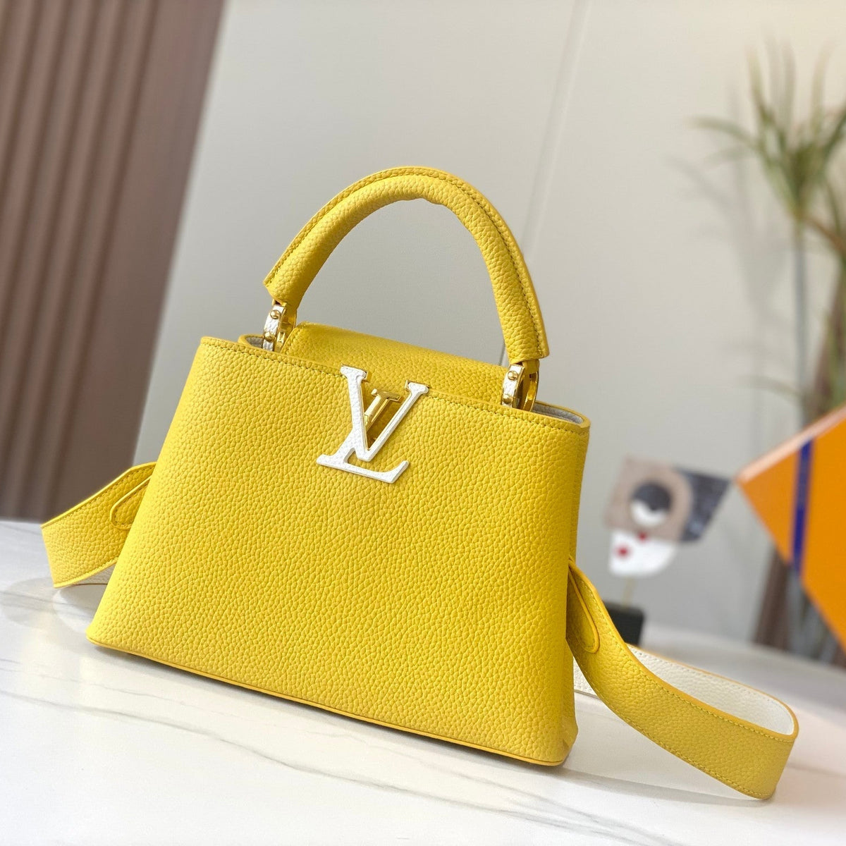 Elite Carryalls