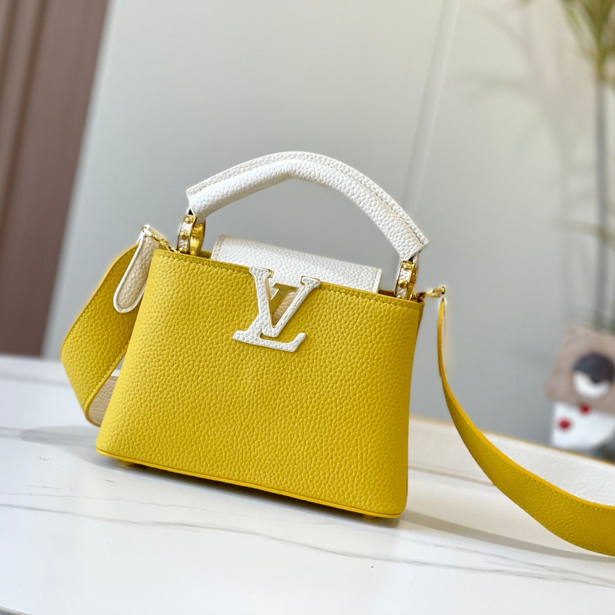 Elite Carryalls