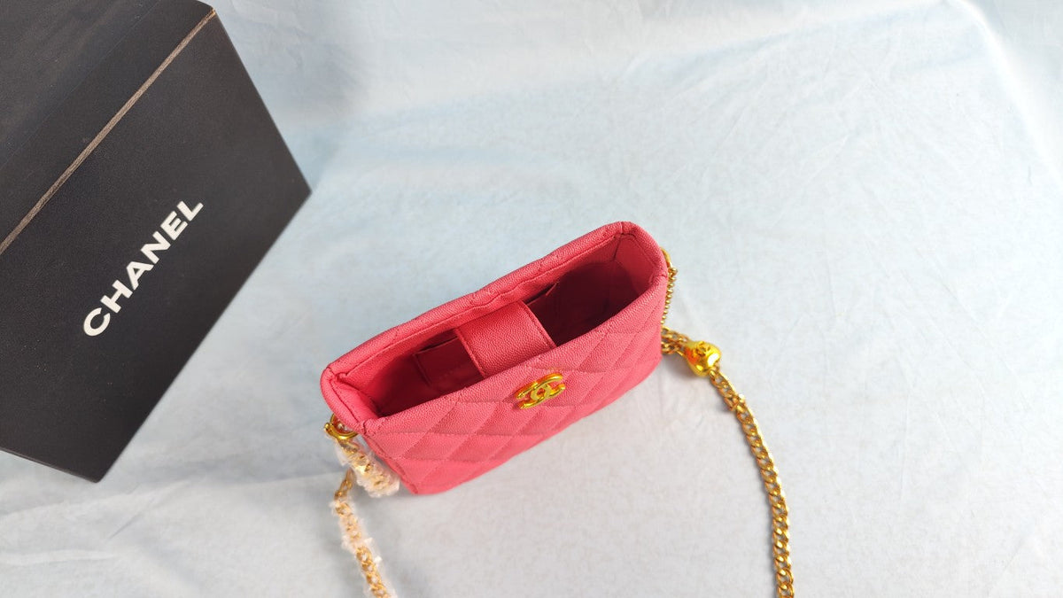 Elite Carryalls