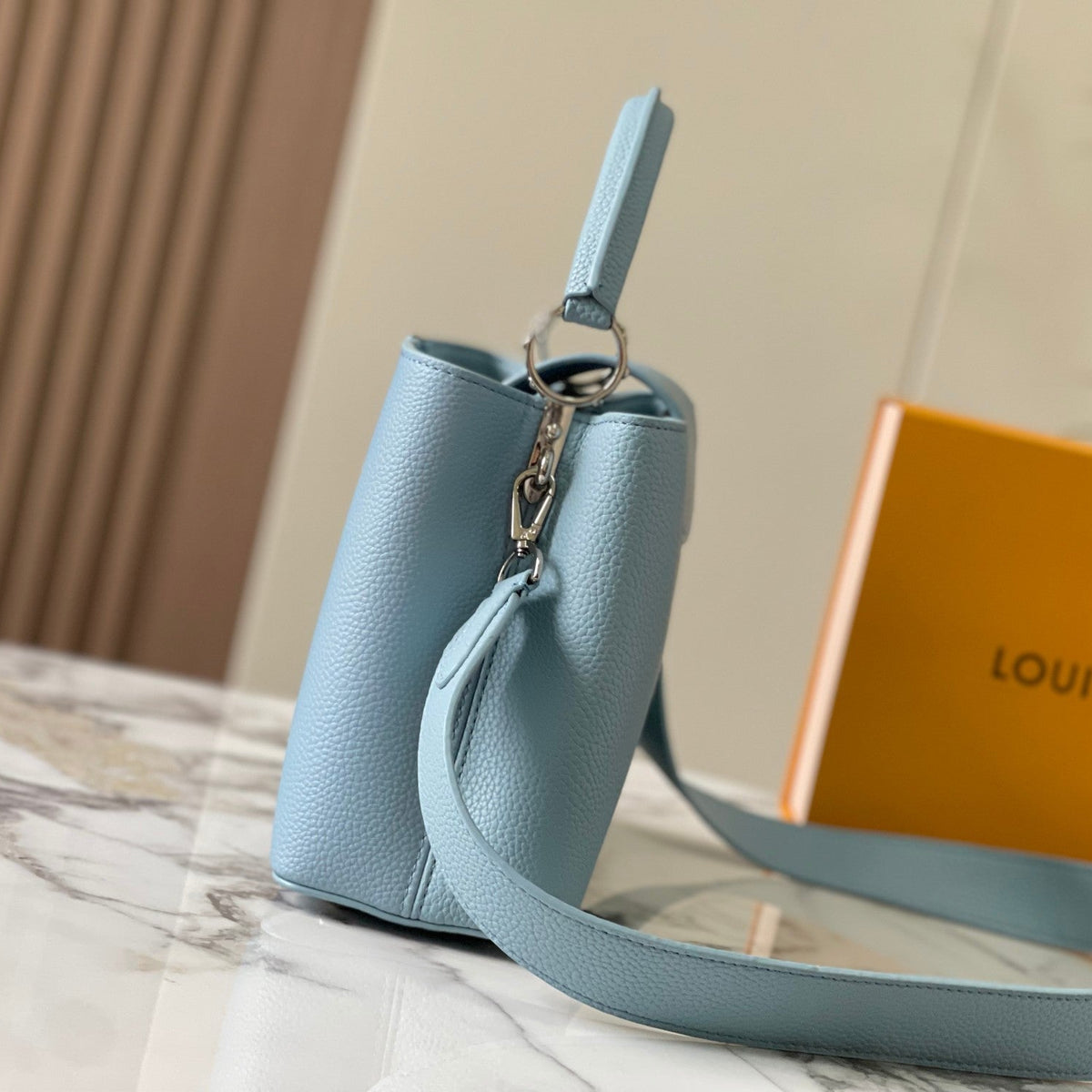 Elite Carryalls