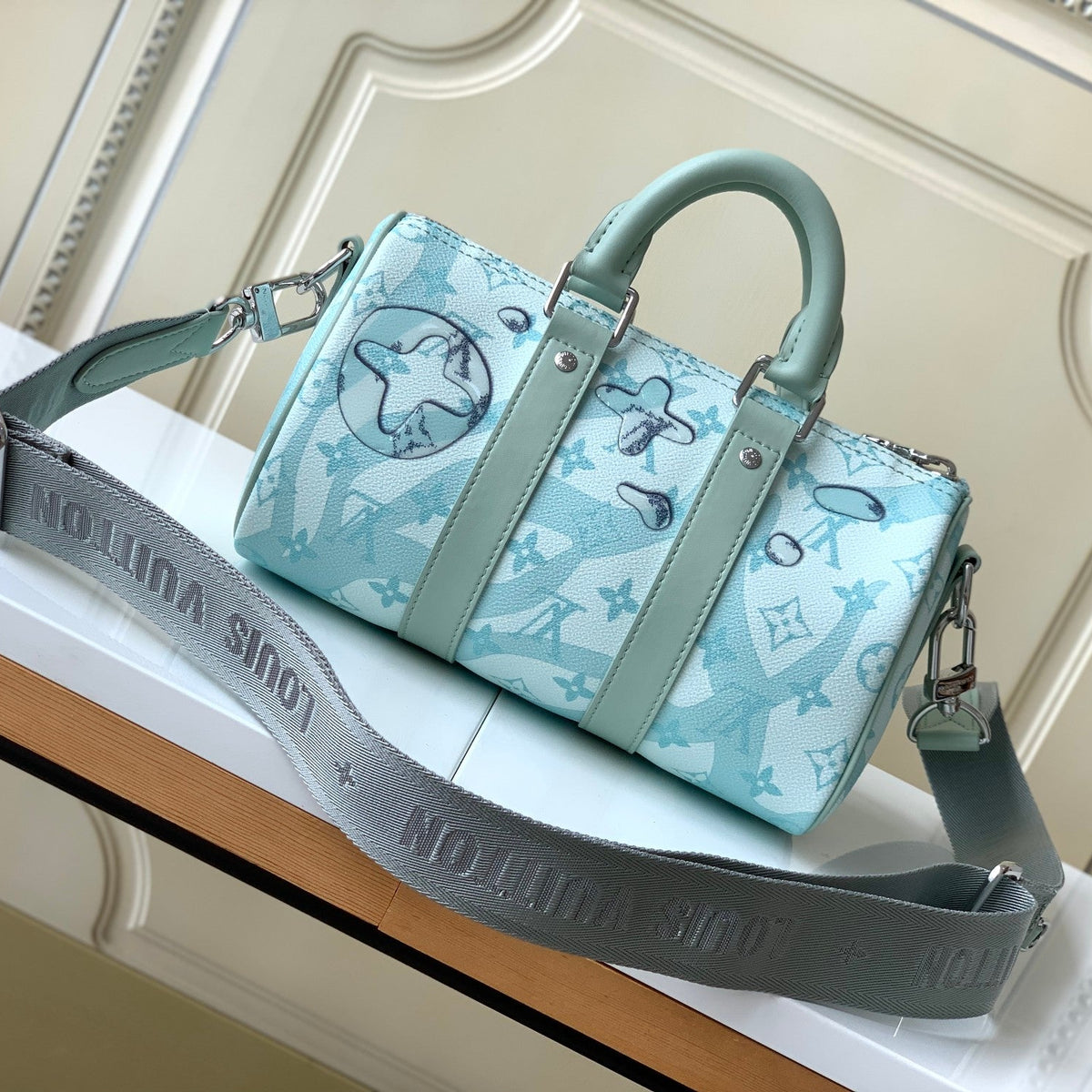 Elite Carryalls