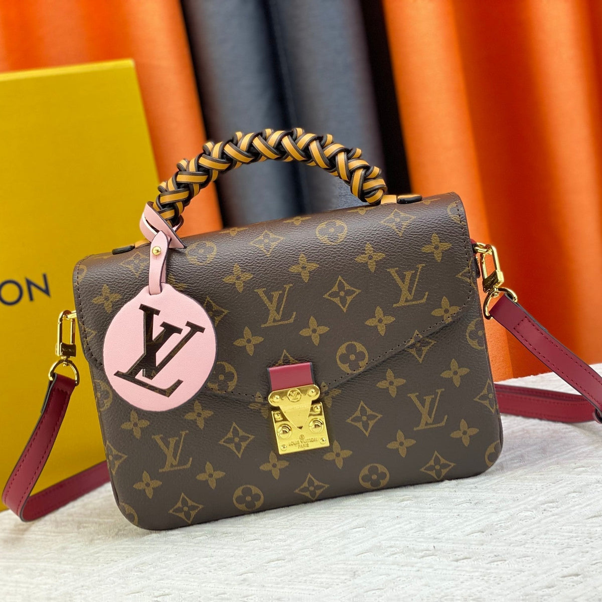 Elite Carryalls