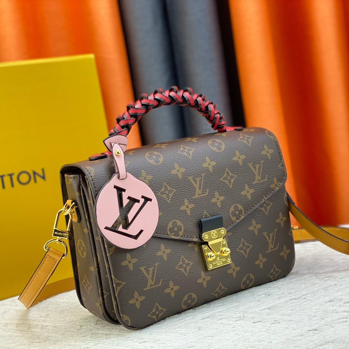 Elite Carryalls