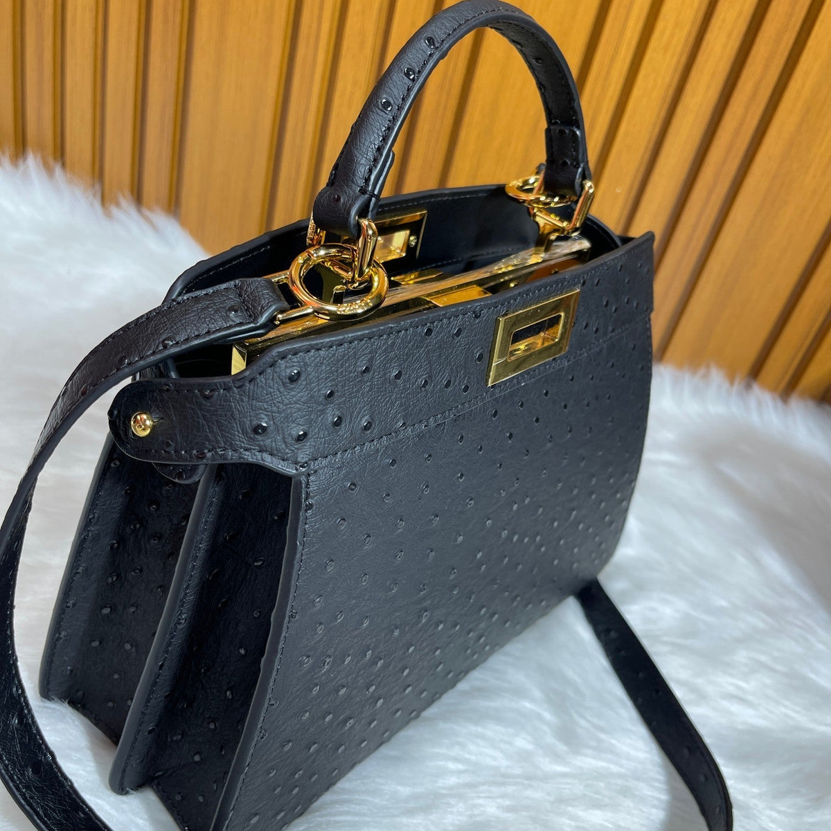 Elite Carryalls