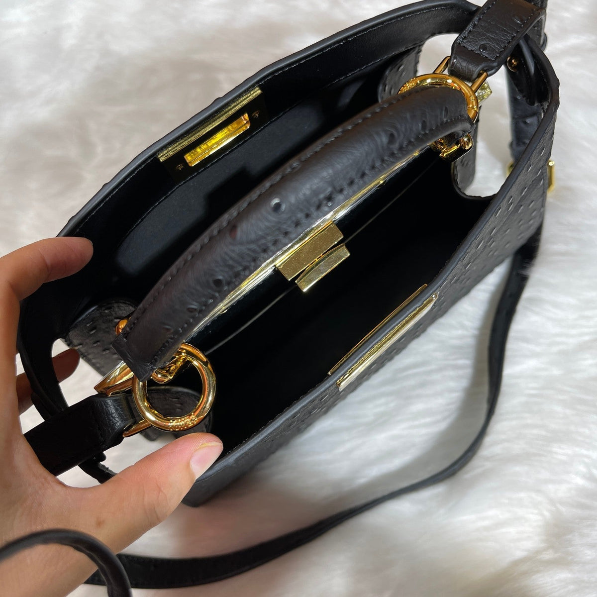 Elite Carryalls