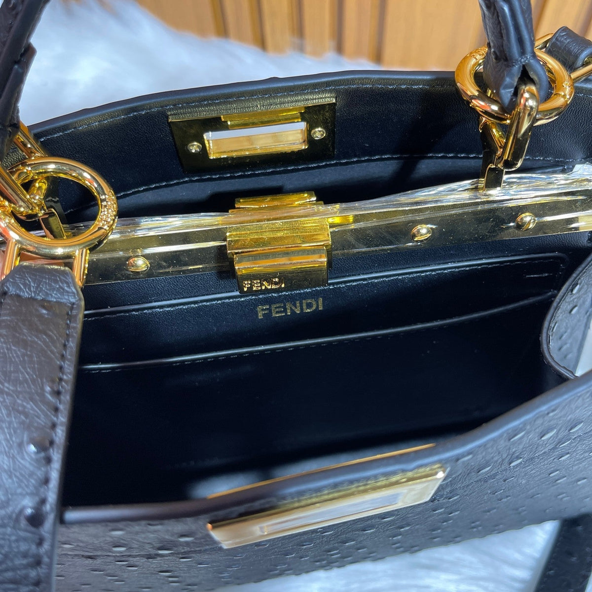 Elite Carryalls