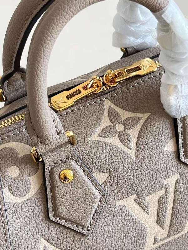 LOV2 Bags - Luxurious Bags  320