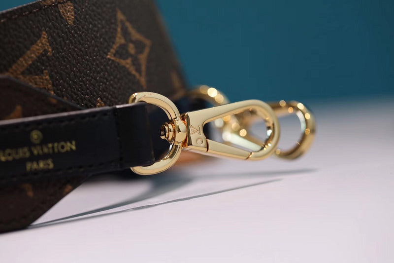 I W Fashion Lu-Vi bags - 8588