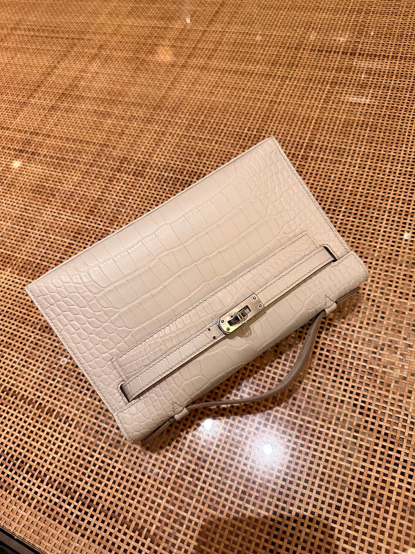 PHA - HMS Bags - 638