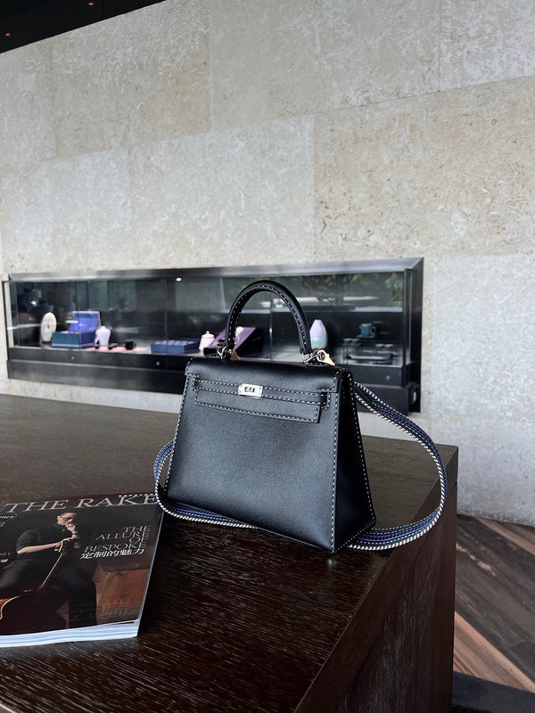 PHA - HMS Bags - 1525