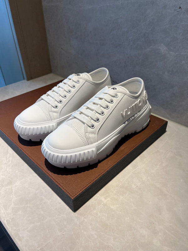 Louis Vuittion Luxury Shoes