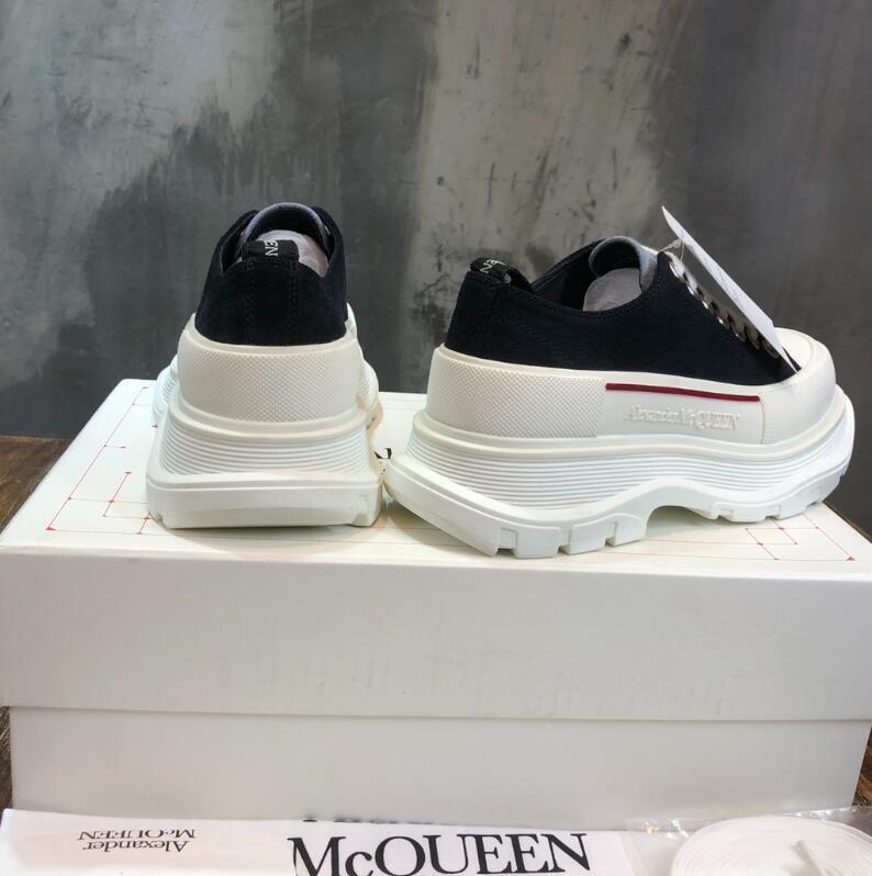 Mila's Edit - AQ Men SHoes - 414