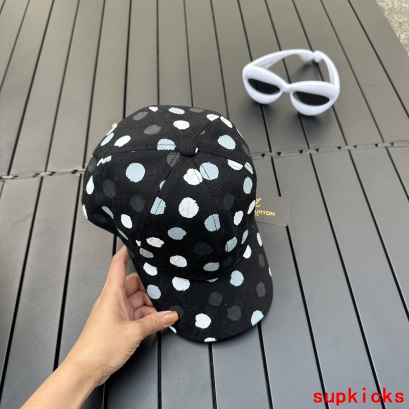 Louis Vuitton Luxury Cap