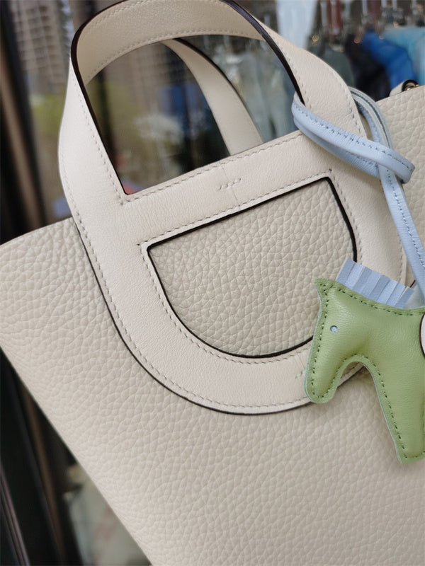 PHA - HMS Bags - 610