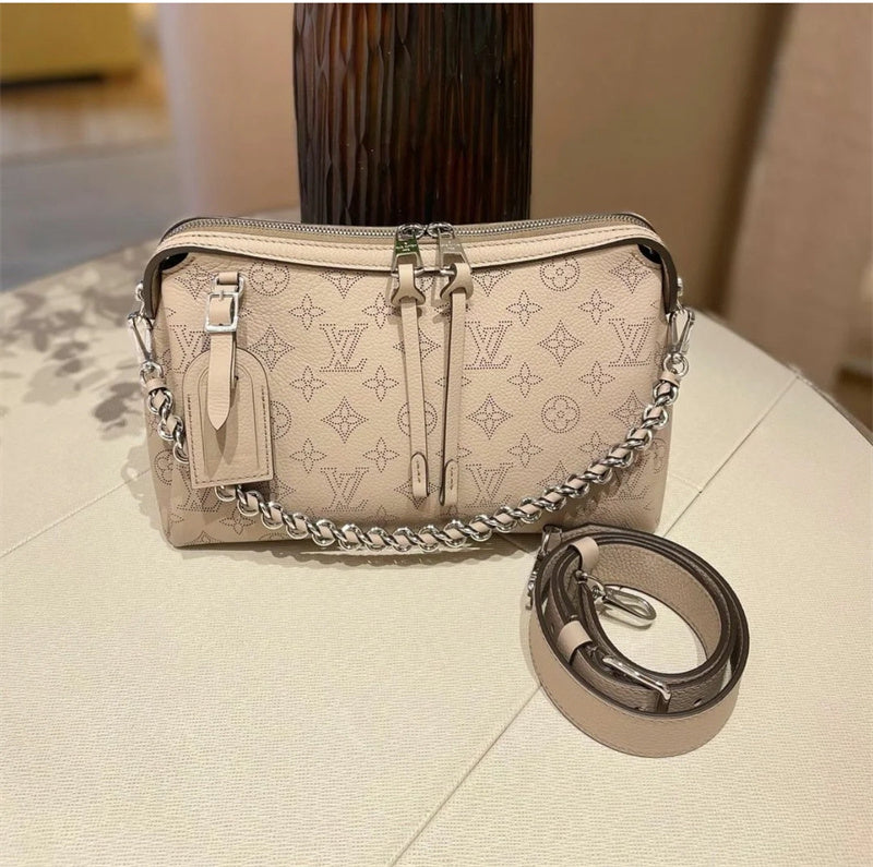 PHA - LOV Bags - 005