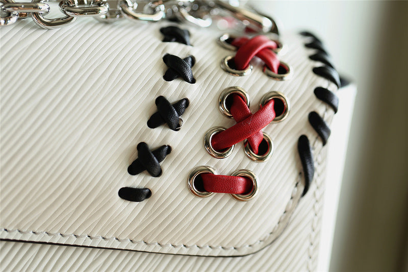 I W Fashion Lu-Vi bags - 8500