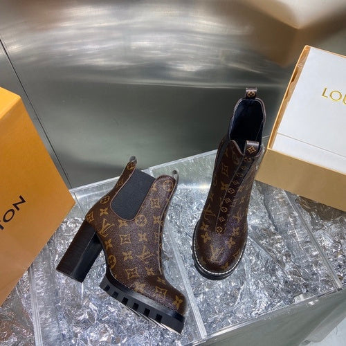 Louis Vuittion Luxury Shoes