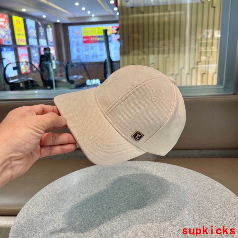 Louis Vuitton Luxury Cap